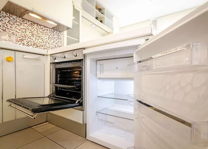 شقة Large And Bright In The Heart Of