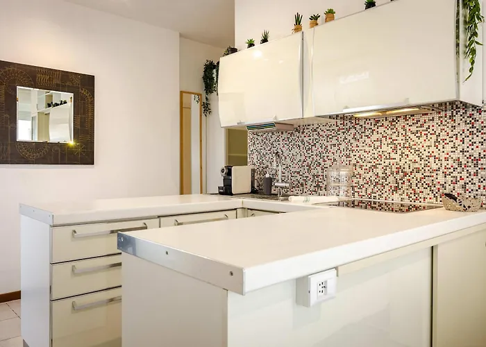 Large And Bright In The Heart Of شقة *