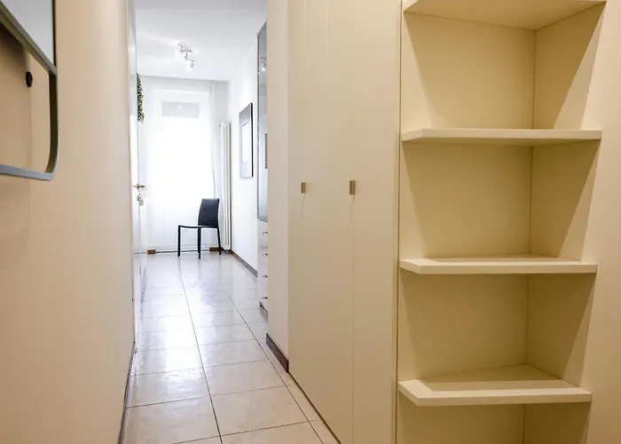 Large And Bright In The Heart Of شقة *