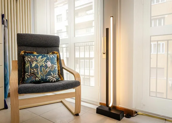 شقة Large And Bright In The Heart Of